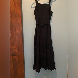 Lulus black maxi dress with lace detail at the bottom